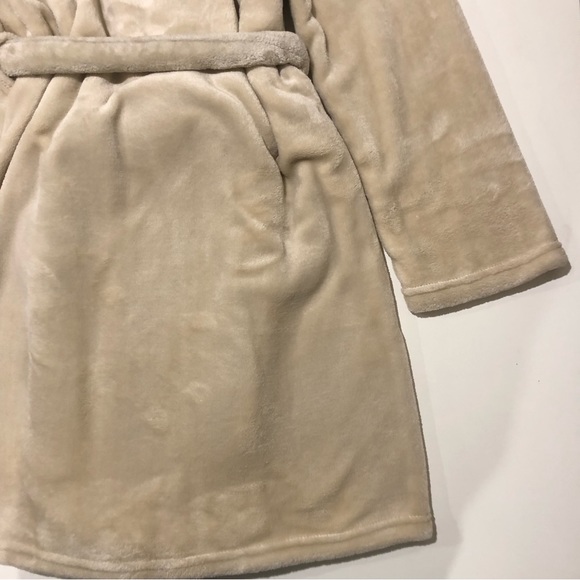 Summer & Rose Plush Hooded Robe Womens Size L-XL Champagne Color - Picture 12 of 12